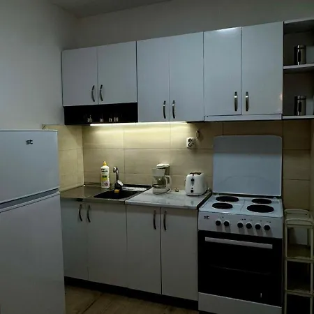 Dinjas Place
